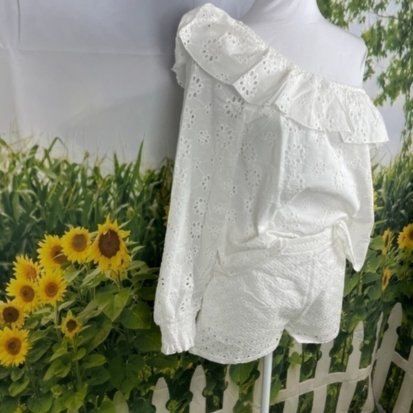 SENLIS White Diamond Eyelet Emile Outfit Small - Picture 5 of 16